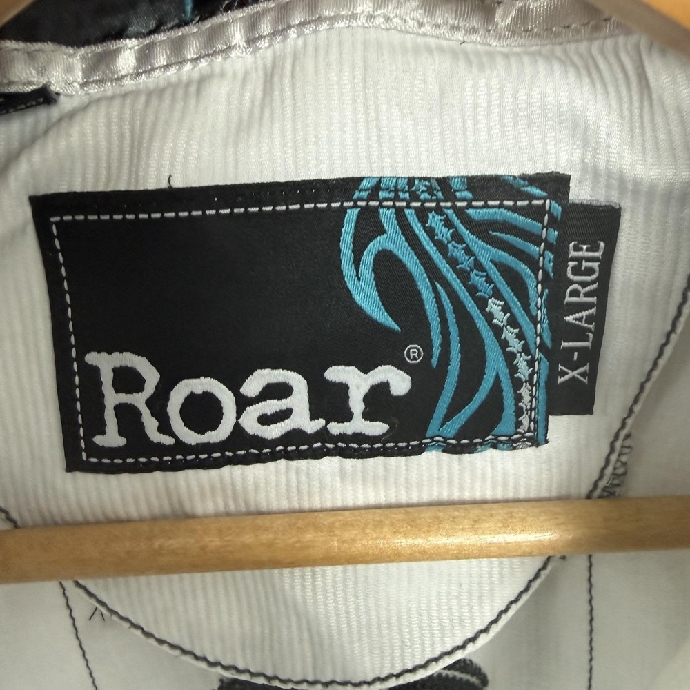 Roar Shirt Mens XL White Stripe Embroidered Cross Rockabilly Western Button Up - Picture 4 of 14